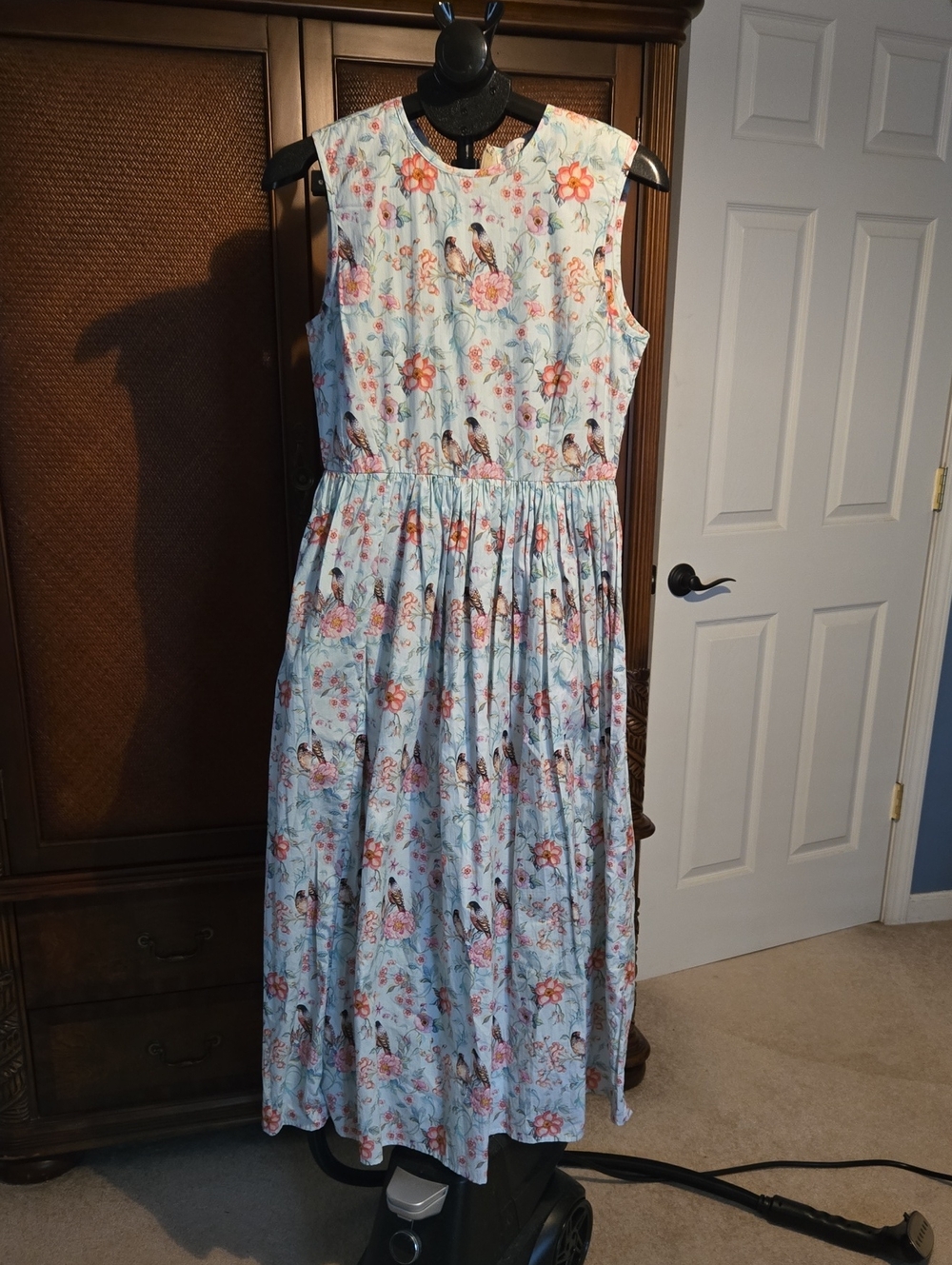 Sleeveless Blue Floral & Bird Print Midi Dress